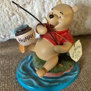 Pooh and Friends Figurine “Hip Hip Hooray”